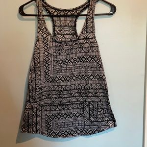 Geometric patterned tank top